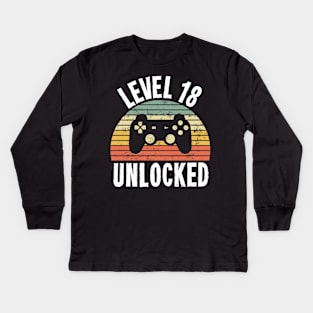 Level 18 Unlocked T-Shirt - 18th Birthday Gamer Gift - Eighteenth Anniversary Gift Kids Long Sleeve T-Shirt